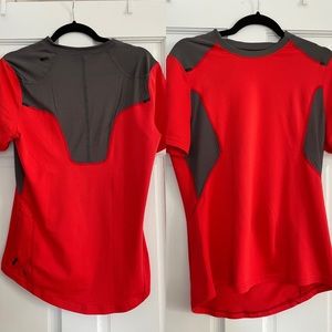 Lululemon men’s red athletic t-shirt